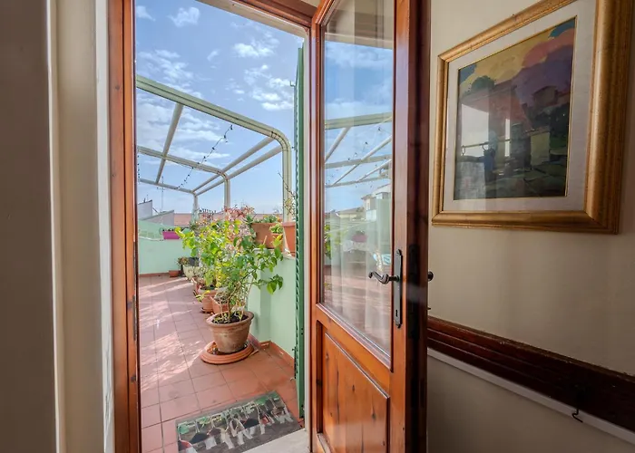 Апартаменты Red Mansarda