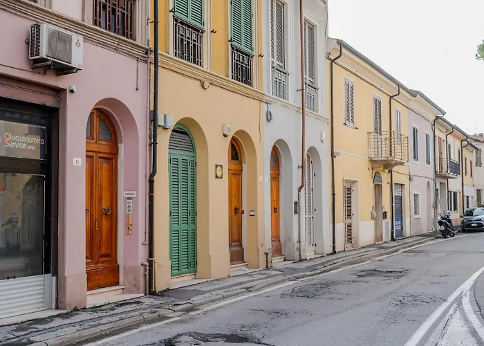 Red Mansarda Апартаменты *