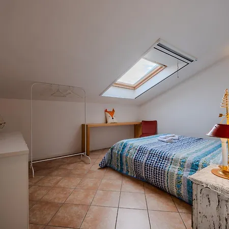 Red Mansarda Viareggio