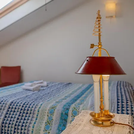 Red Mansarda Appartement