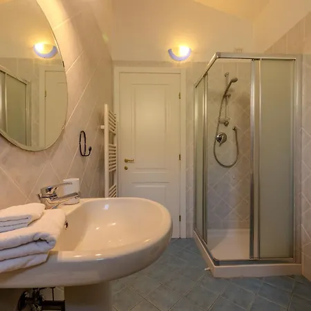 Red Mansarda Διαμέρισμα *